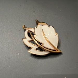 Crown Trifari White Enamel and Gold Leaf Brooch vintage signed